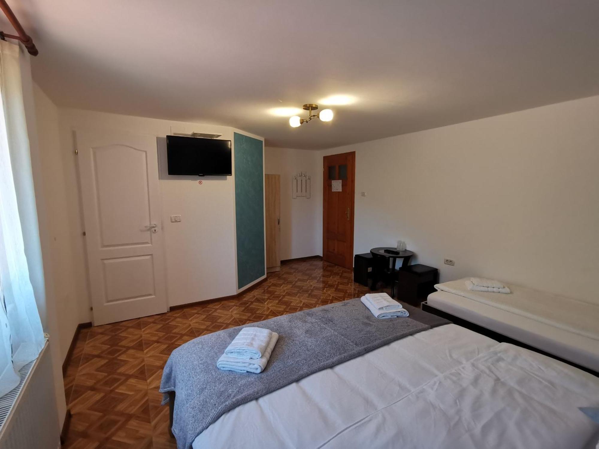 Apartamento Casa Cecilia Costeşti Exterior foto