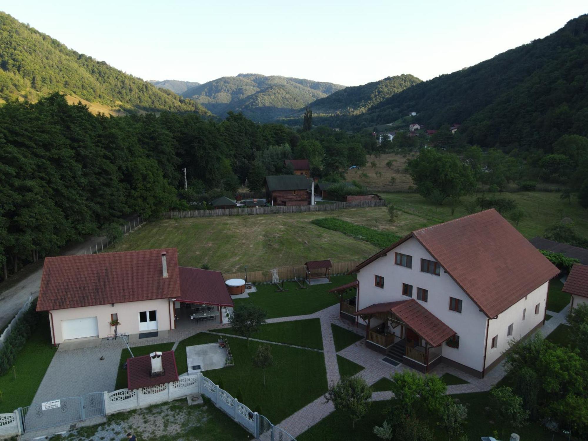 Apartamento Casa Cecilia Costeşti Exterior foto