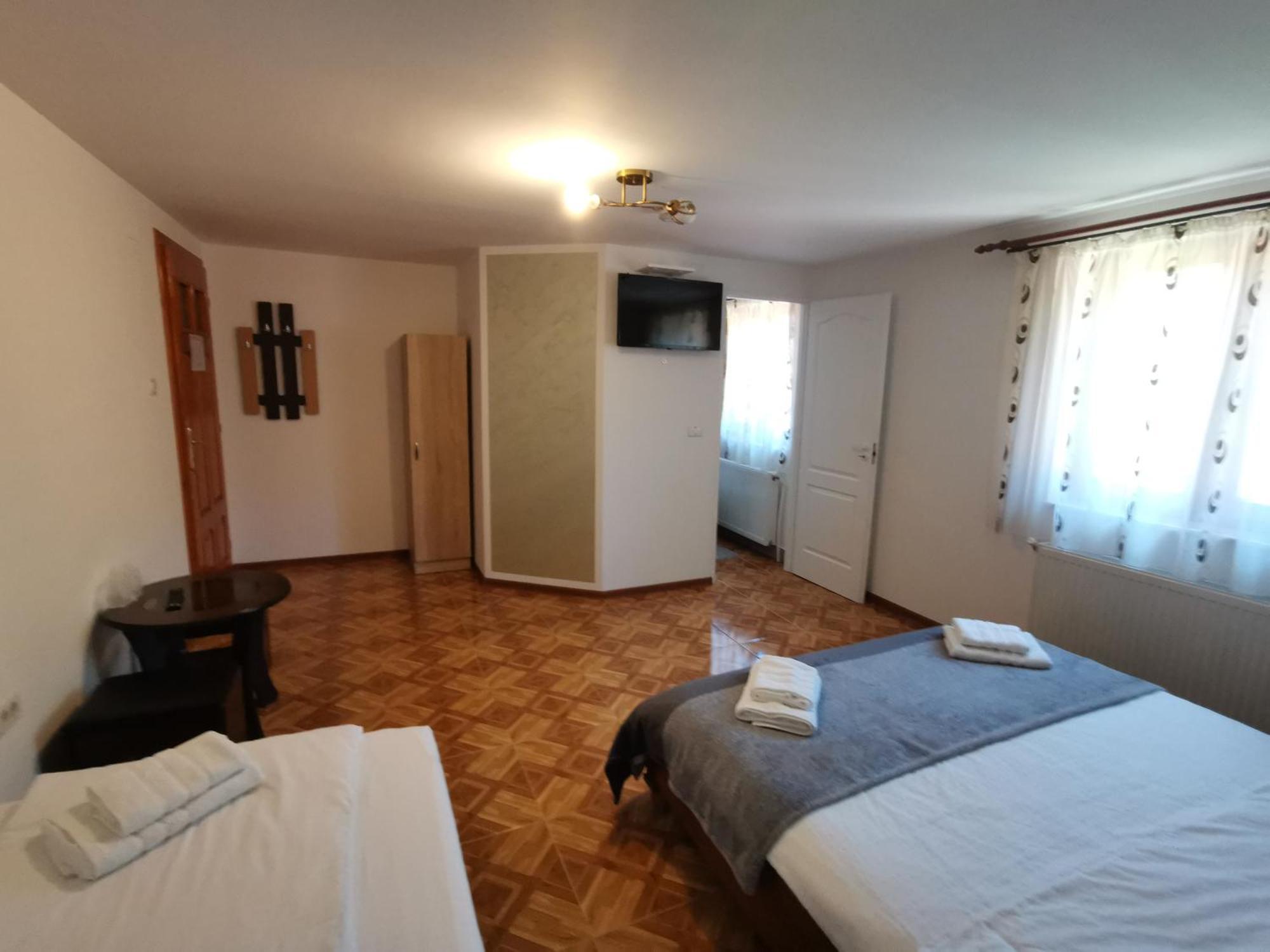 Apartamento Casa Cecilia Costeşti Exterior foto